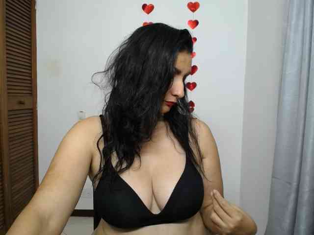sweetsofia5 webcam