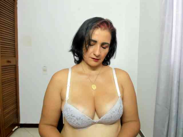 sweetsofia5 webcam