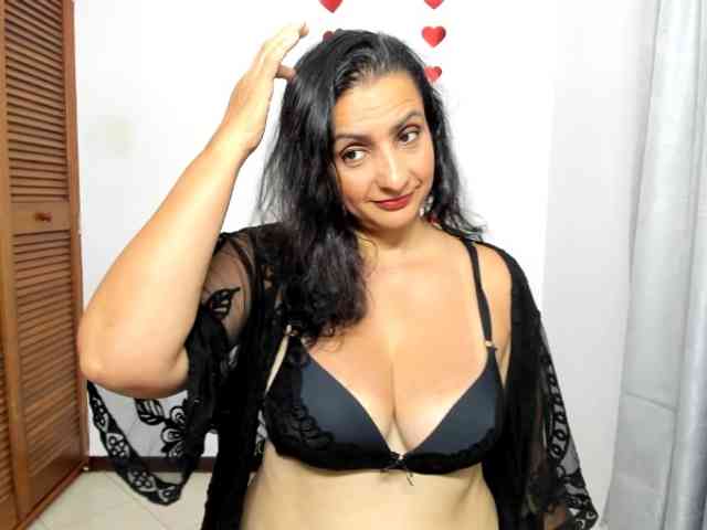 sweetsofia5 webcam