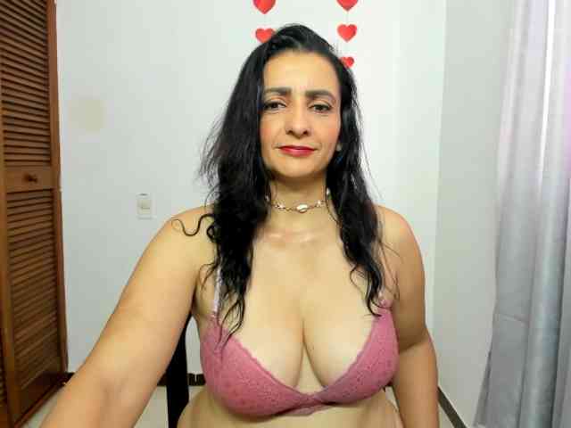 sweetsofia5 webcam