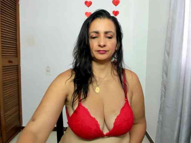 sweetsofia5 webcam