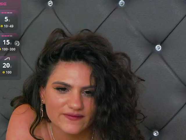 LorenneMays live cam on BongaCams