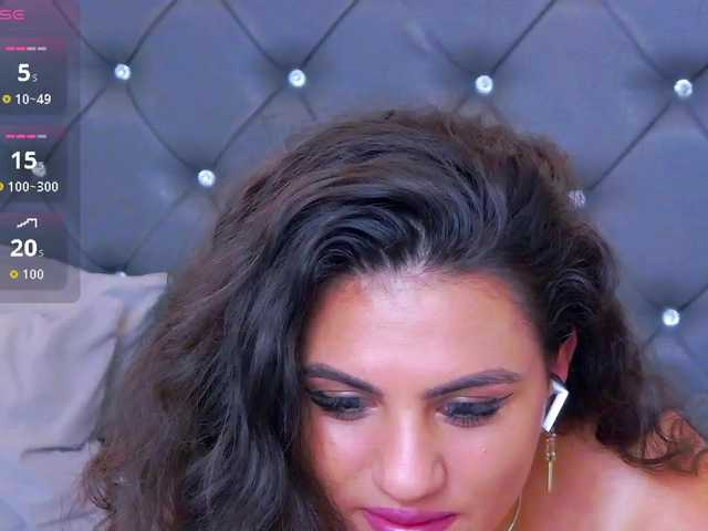 LorenneMays live cam on BongaCams