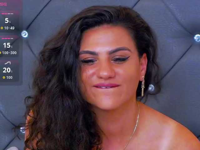 LorenneMays live cam on BongaCams