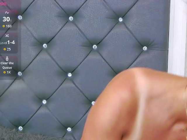 LorenneMays live webcam show
