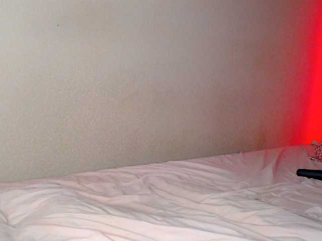 aliceTurner21 live cam on BongaCams