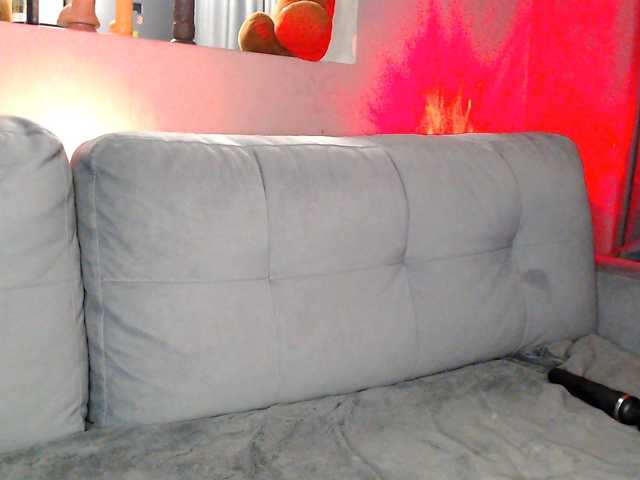 aliceTurner21 live cam on BongaCams