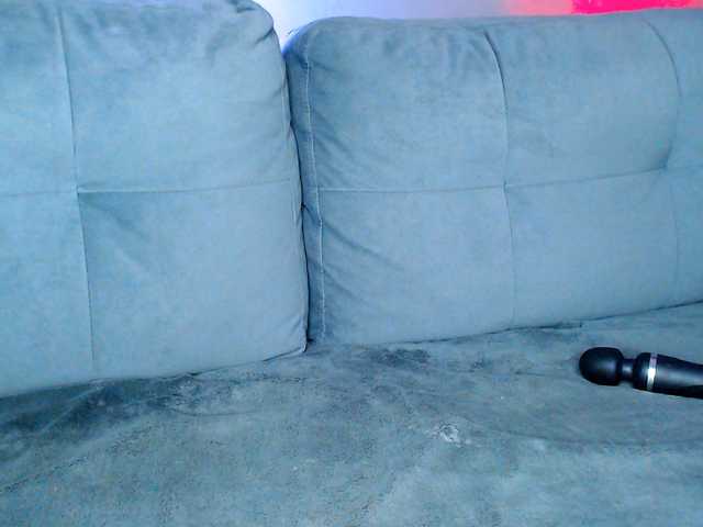 aliceTurner21 live cam on BongaCams