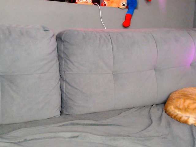 aliceTurner21 live cam on BongaCams