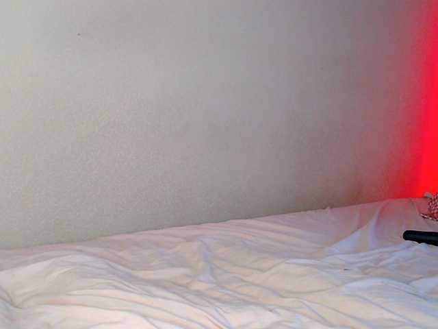 aliceTurner21 live cam on BongaCams