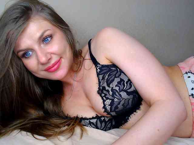 JustAlice webcam
