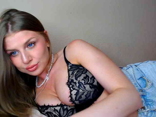 JustAlice webcam