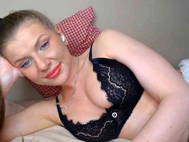 JustAlice webcam