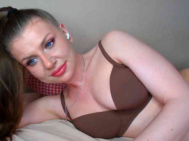 JustAlice webcam