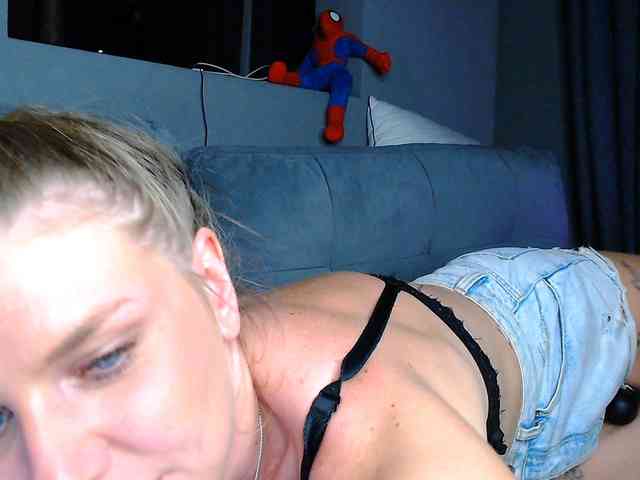 JustAlice webcam
