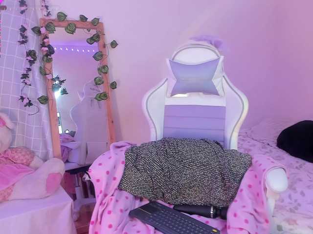 anastasia1213 live cam on BongaCams