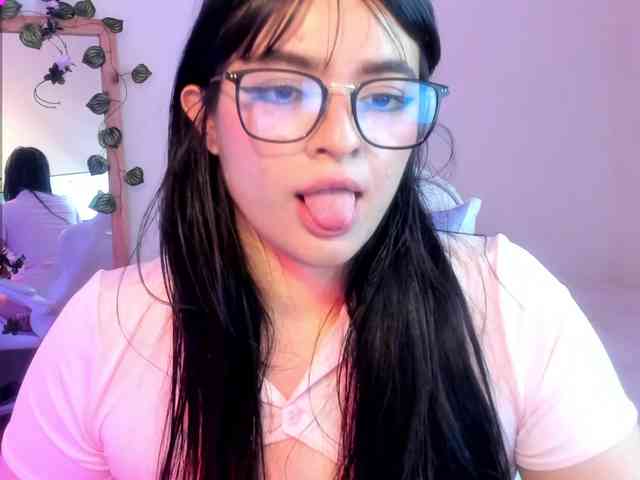 anastasia1213 webcam