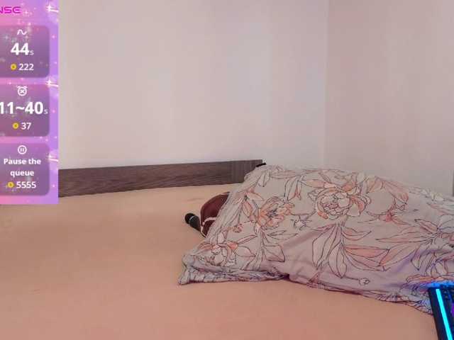 Rosebelle1 live cam on BongaCams