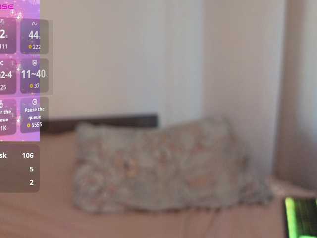 Rosebelle1 live cam on BongaCams