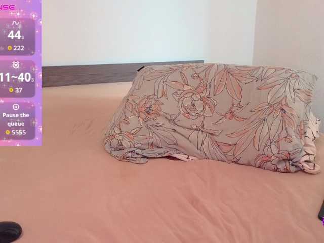 Rosebelle1 live cam on BongaCams