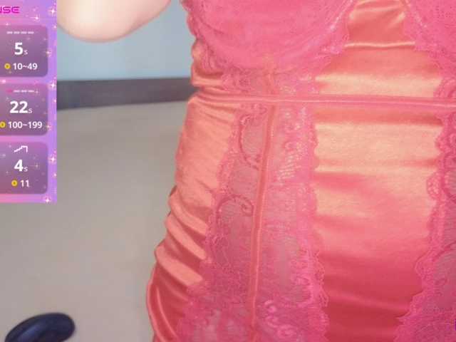 Rosebelle1 live cam on BongaCams