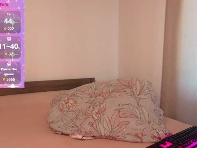 Rosebelle1 live cam on BongaCams