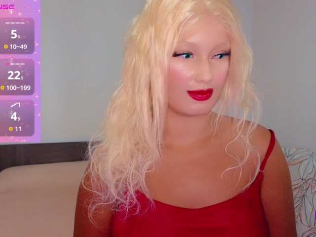 Rosebelle1 live cam on BongaCams