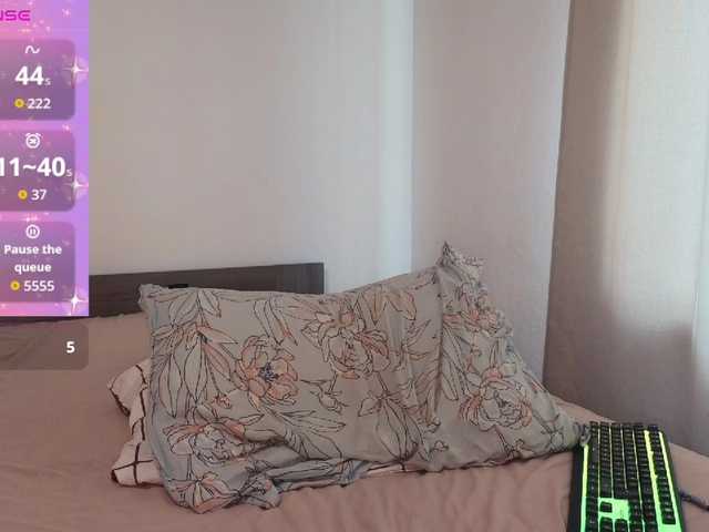 Rosebelle1 live cam on BongaCams