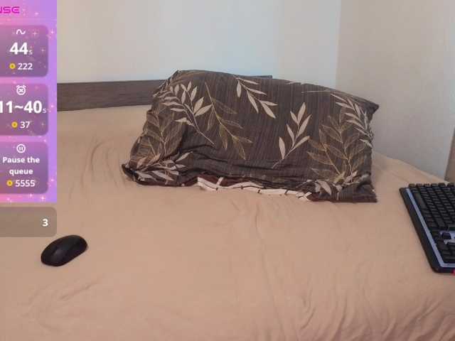 Rosebelle1 live cam on BongaCams