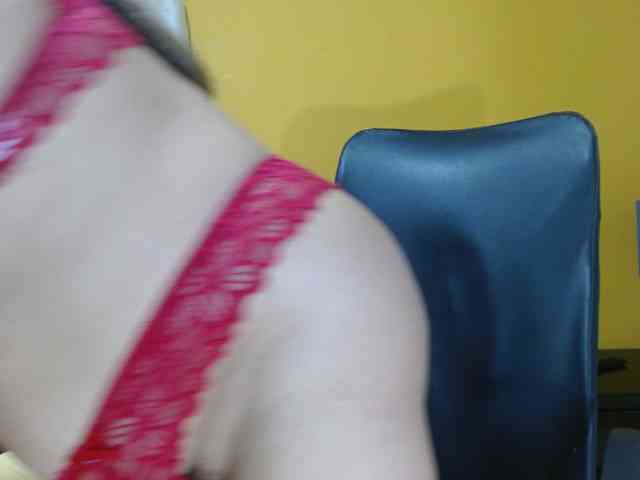 rousse-sexyandhot webcam