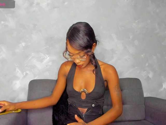 Deyymadisson live cam on BongaCams