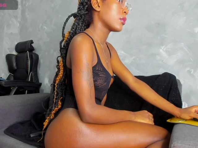 Deyymadisson live cam on BongaCams