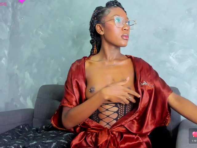 Deyymadisson live cam on BongaCams