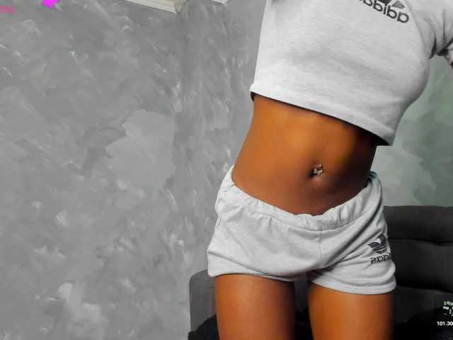 Deyymadisson live cam on BongaCams