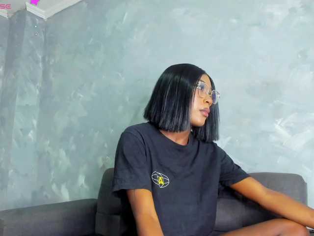 Deyymadisson live cam on BongaCams