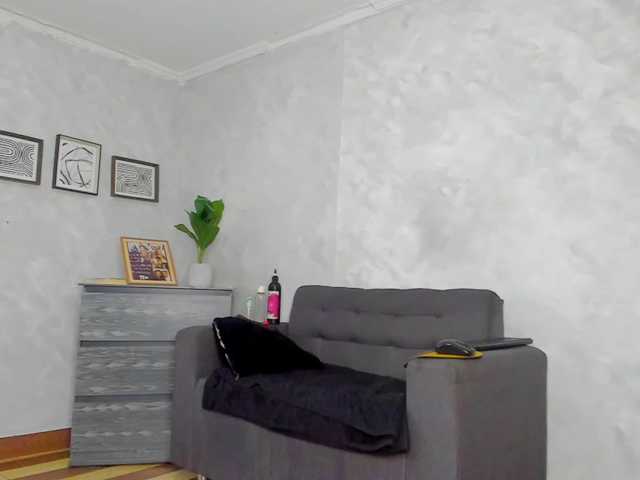 Deyymadisson live cam on BongaCams
