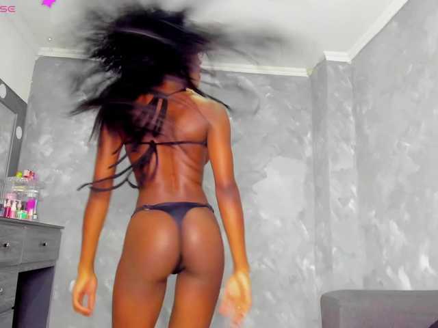 Deyymadisson live cam on BongaCams