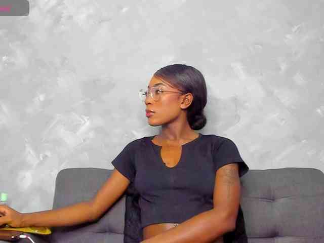 Deyymadisson webcam
