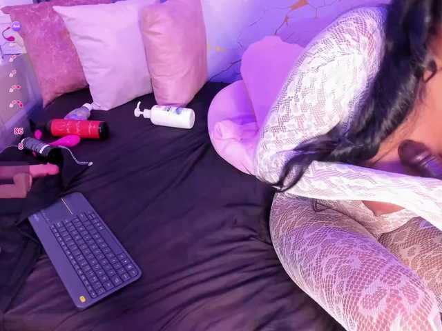 VeronicaLodge23 live cam