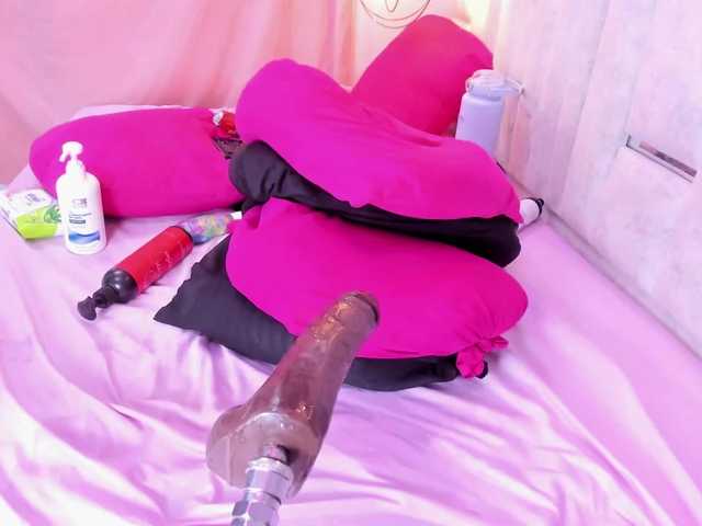 VeronicaLodge23 live cam on BongaCams