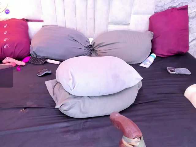 VeronicaLodge23 live cam on BongaCams