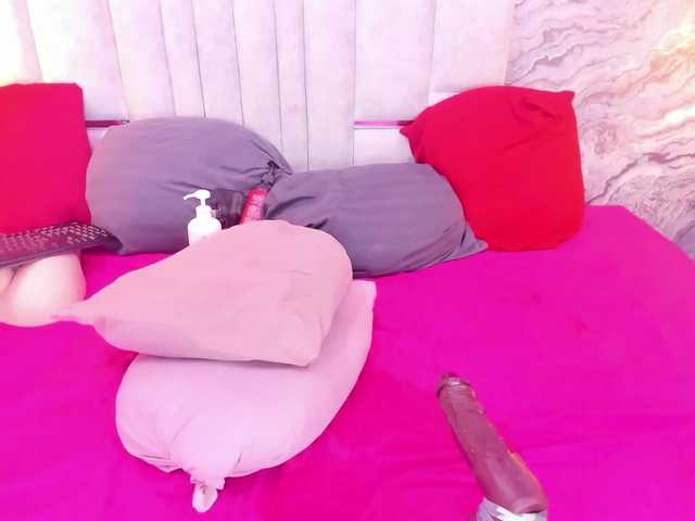 VeronicaLodge23 live cam on BongaCams
