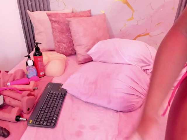 VeronicaLodge23 live cam on BongaCams