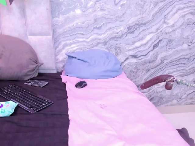 VeronicaLodge23 live cam on BongaCams