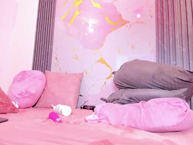 VeronicaLodge23 live cam on BongaCams