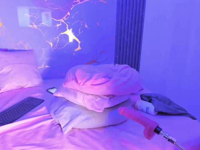 VeronicaLodge23 live cam on BongaCams