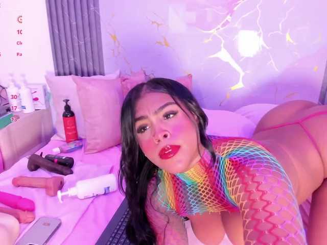VeronicaLodge23 live cam on BongaCams