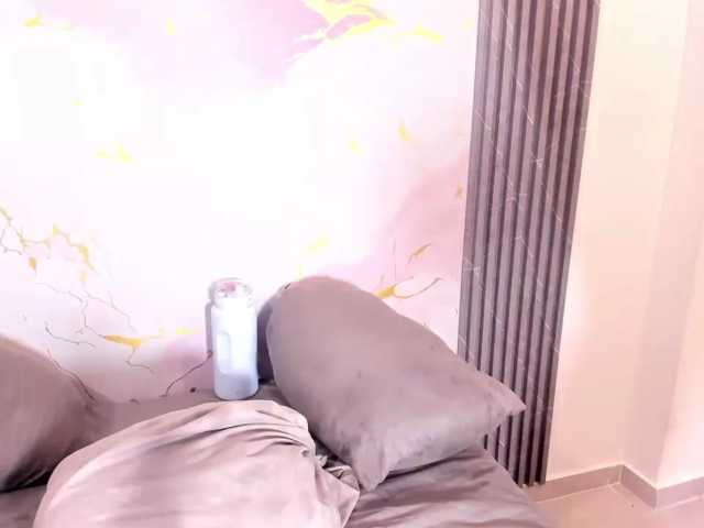 VeronicaLodge23 live cam on BongaCams