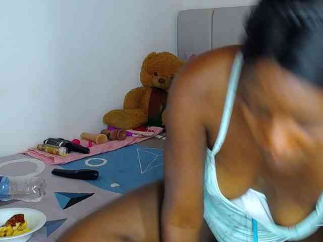 torymegan webcam