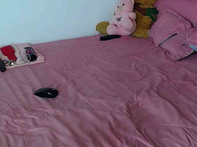 torymegan webcam